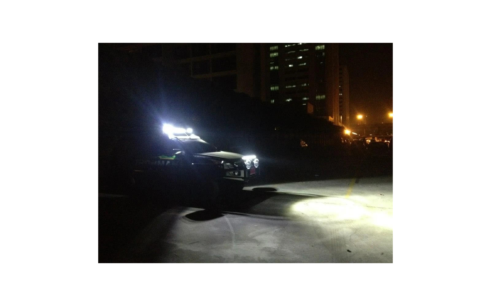 Bara dreapta 722 mm / 135 W leduri CREE 9500 lumeni, fascicul spot 6000 K
