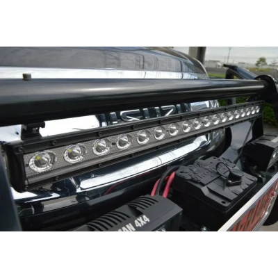 Bara dreapta 722 mm / 135 W leduri CREE 9500 lumeni, fascicul spot 6000 K