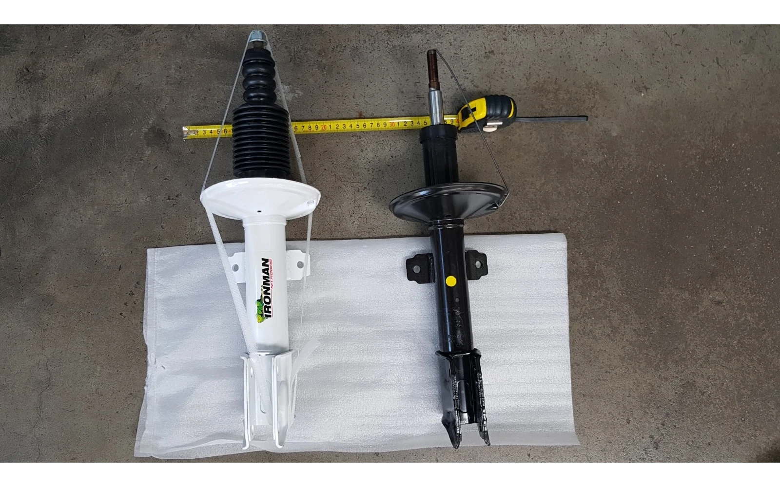 Kit complet suspensie +35 mm cu amortizoare off road Nitrogas. kit coborare motor inclus. NUMAI pentru motor diesel. Kit complet suspensie +35 mm cu amortizoare off road Nitrogas. kit coborare motor inclus. NUMAI pentru motor diesel.
