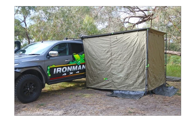 Umbrar lateral ironman 4x4 cu iluminare led, 2.5m latime x 2.5 m extindere Umbrar lateral ironman 4x4 cu iluminare led, 2.5m latime x 2.5 m extindere