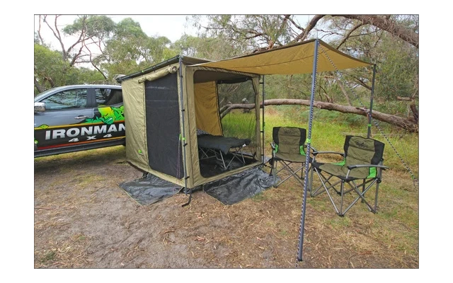 Umbrar lateral ironman 4x4 cu iluminare led, 2.5m latime x 2.5 m extindere Umbrar lateral ironman 4x4 cu iluminare led, 2.5m latime x 2.5 m extindere