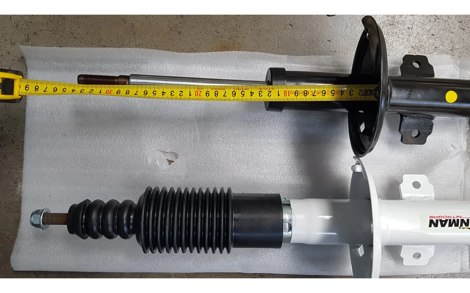 Amortizor SPATE NitroGas pentru off road MEDIU lift 0-50 mm fata de standard fabrica Amortizor SPATE NitroGas pentru off road MEDIU lift 0-50 mm fata de standard fabrica
