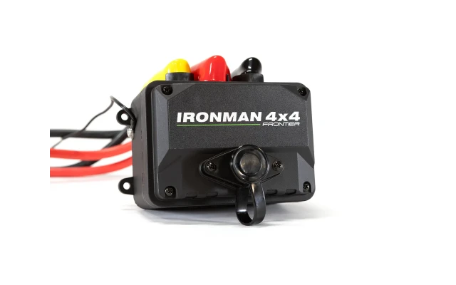 Troliu wirelless IRONMAN 4x4 - 12.000 lbs (5454 kg) 6.0 cp 12v cu cablu sintetic garantie 5 ani