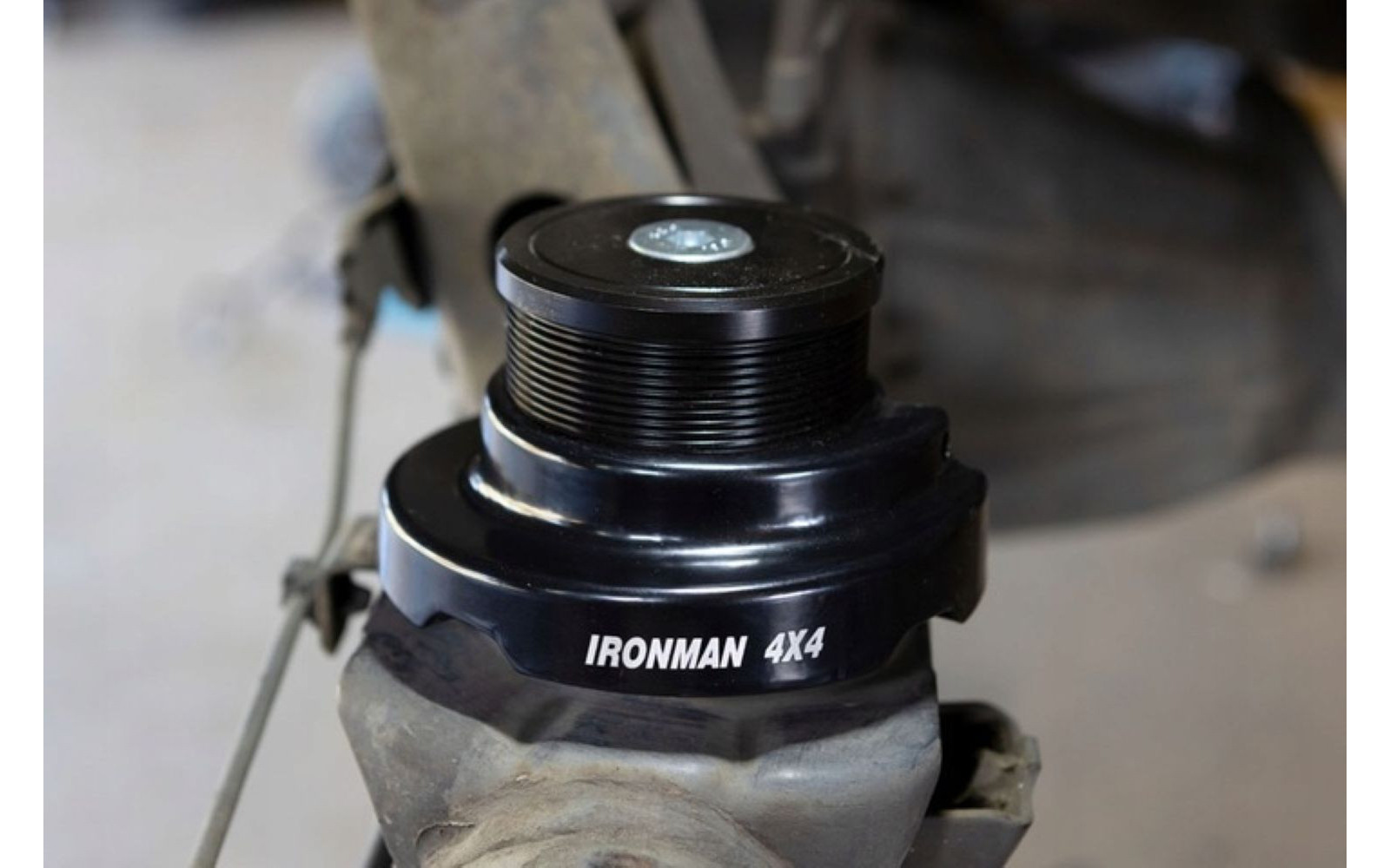 Toyota Prado - Kit anulare perne de aer, ajustabil pe inaltime pentru Toyota 120/150 (arcurile elicoidale nu sunt incluse)