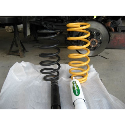 Y61 SCURT - Kit complet cu amortizoare NitroGas, lift 50 mm fata de standard fabrica