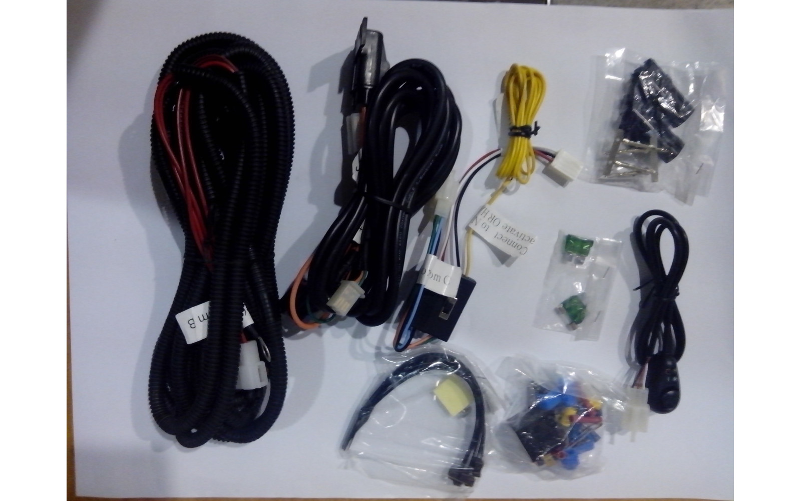 Kit complet cabluri + buton comanda